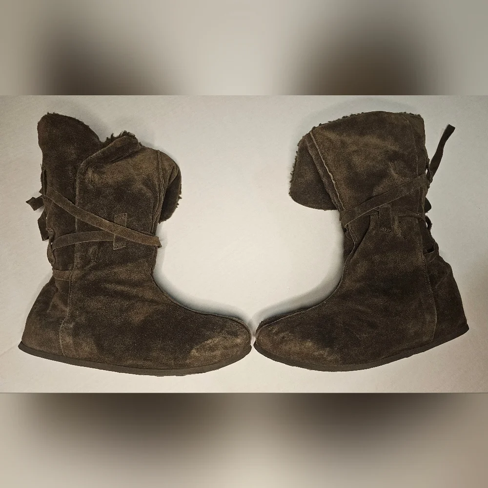 American Eagle Outfitters shoe leather shorten